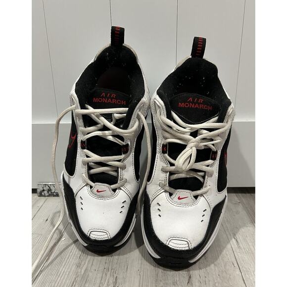 Nike AIR MONARCH WIDE 4E Size 7 Men White Black Red  Walking Shoe - Picture 2 of 8